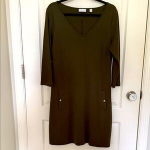 New York & Company Khaki Green 3/4 Length Long Sleeve Dress